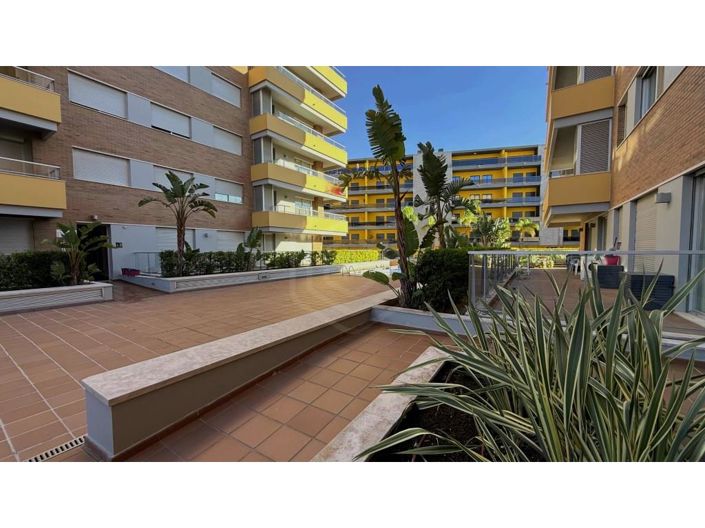 Image No.41-1 Bed Apartment for sale