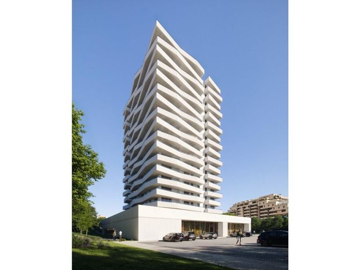 Image No.13-4 Bed Apartment for sale