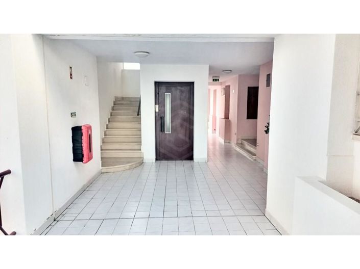 Image No.25-1 Bed Apartment for sale