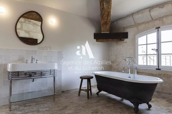 Image No.32-11 Bed House for sale