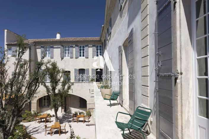 Image No.6-11 Bed House for sale