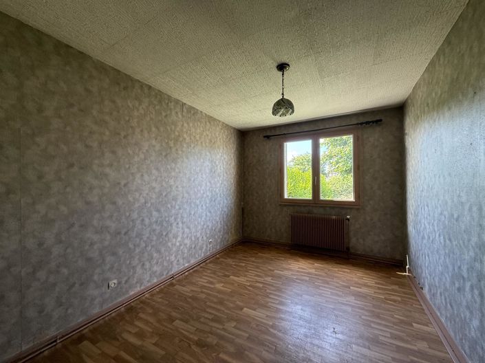 Image No.17-3 Bed Apartment for sale