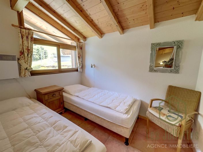 Image No.10-5 Bed House for sale