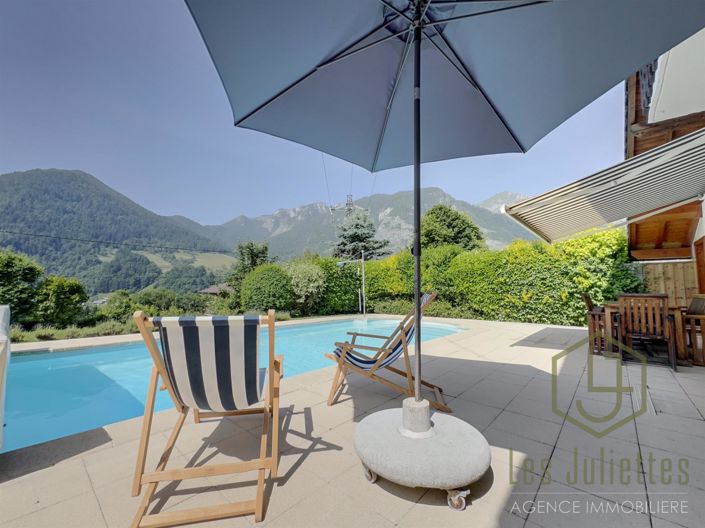 Image No.12-5 Bed House for sale