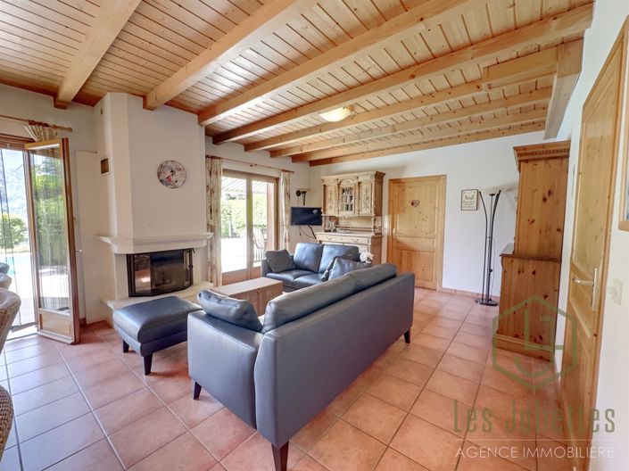 Image No.4-5 Bed House for sale