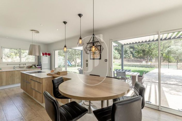 Image No.5-3 Bed House for sale