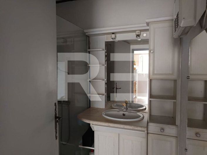 Image No.9-1 Bed House for sale