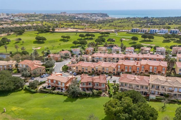 Image No.16-3 Bed House for sale