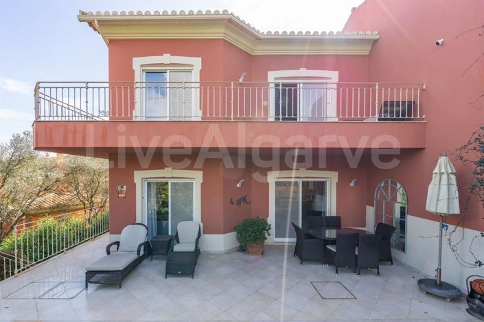 Image No.17-3 Bed House for sale