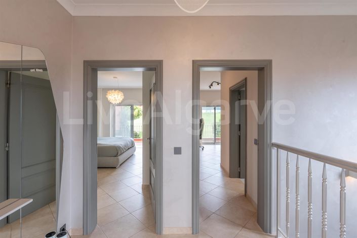 Image No.23-3 Bed House for sale