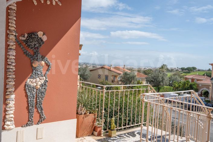 Image No.37-3 Bed House for sale