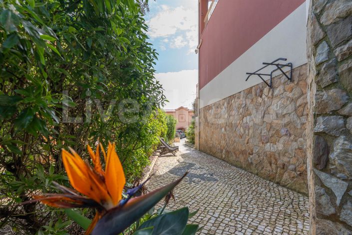 Image No.40-3 Bed House for sale