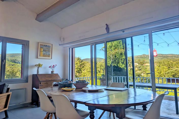 Image No.12-5 Bed House for sale