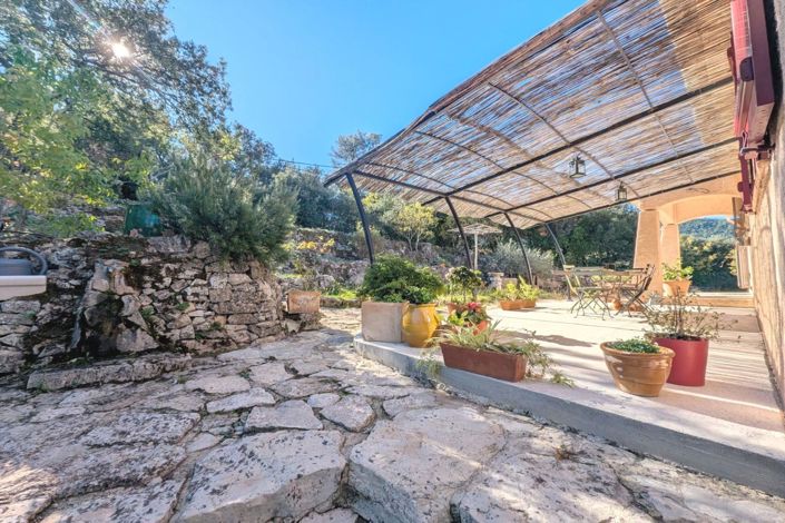 Image No.3-5 Bed House for sale