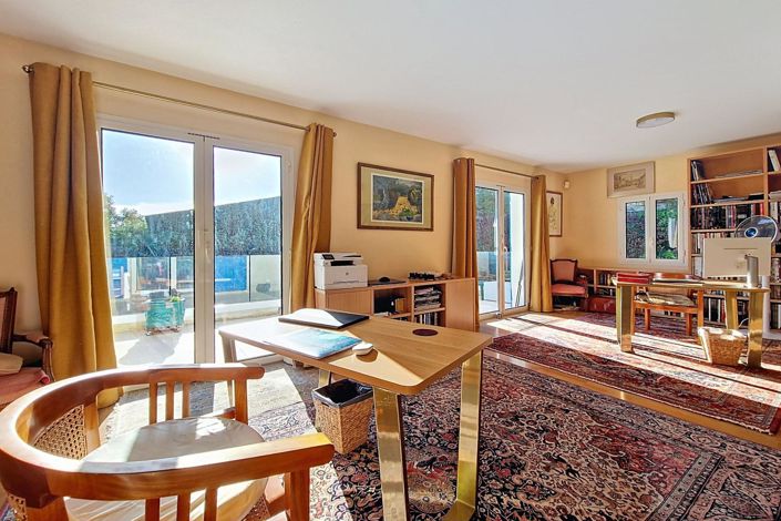 Image No.16-3 Bed House for sale