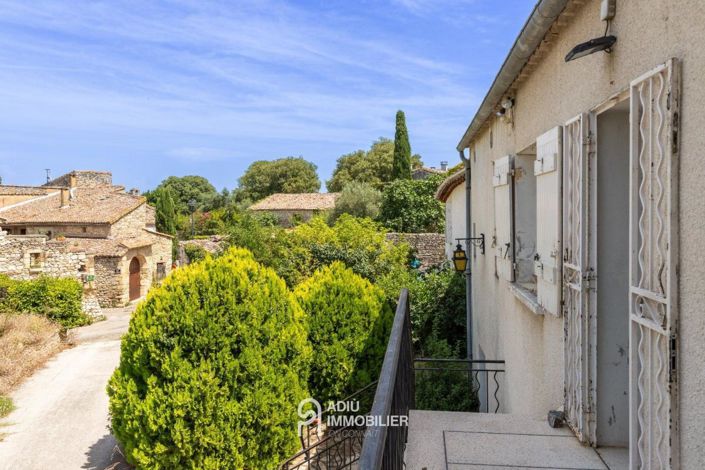 Image No.2-Maison de 2 chambres à vendre à Uzès