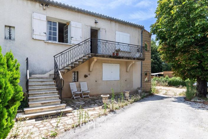 Image No.4-Maison de 2 chambres à vendre à Uzès