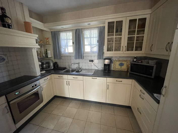 Image No.4-3 Bed House for sale