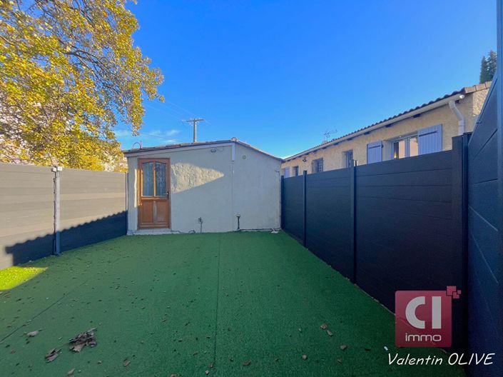 Image No.10-4 Bed House for sale