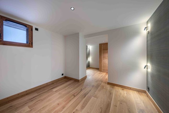 Image No.12-3 Bed Apartment for sale