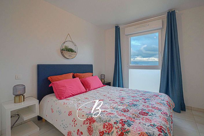 Image No.12-4 Bed House for sale