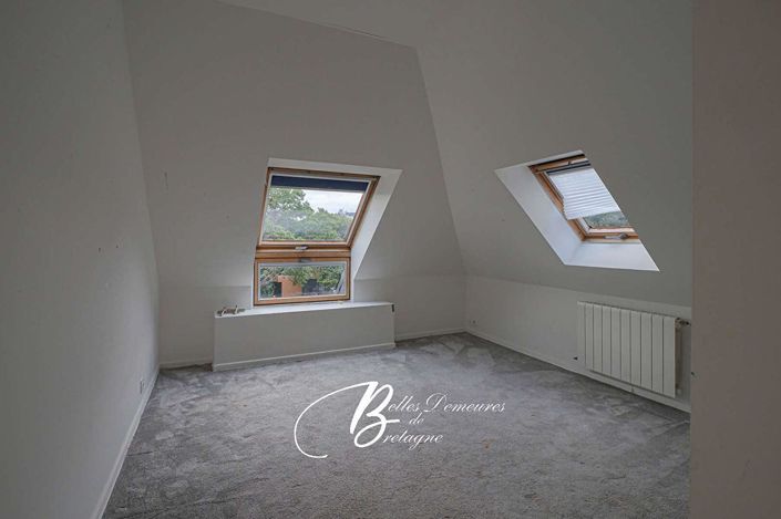 Image No.12-3 Bed House for sale