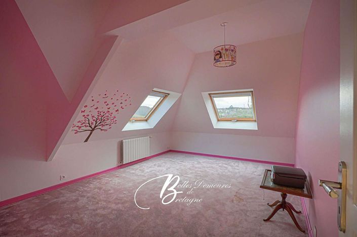 Image No.13-3 Bed House for sale