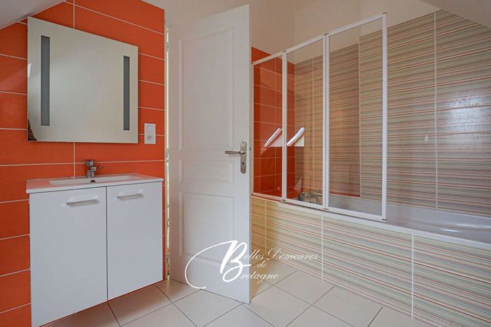 Image No.14-3 Bed House for sale