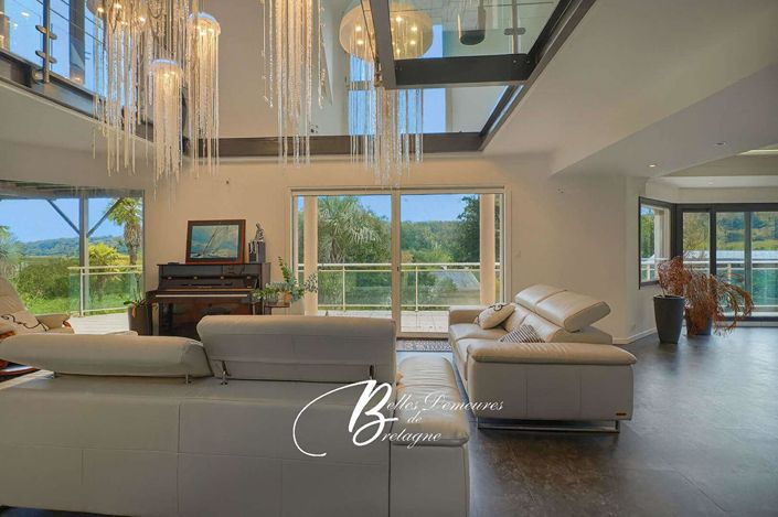 Image No.5-3 Bed House for sale