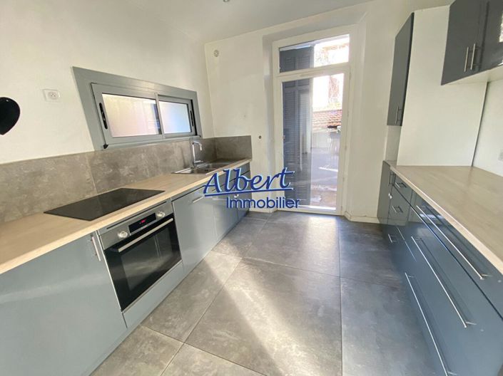 Image No.5-Maison de 3 chambres à vendre à Ollioules