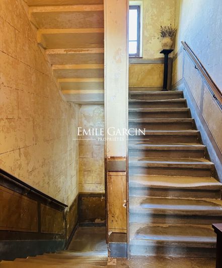 Image No.13-10 Bed House for sale