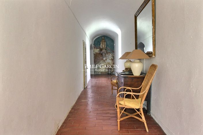 Image No.17-10 Bed House for sale