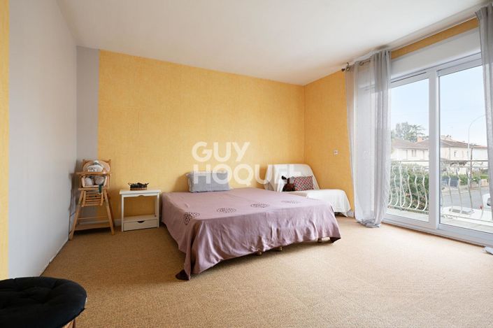 Image No.10-5 Bed House for sale