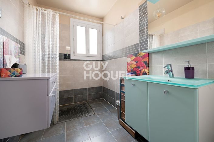 Image No.14-5 Bed House for sale