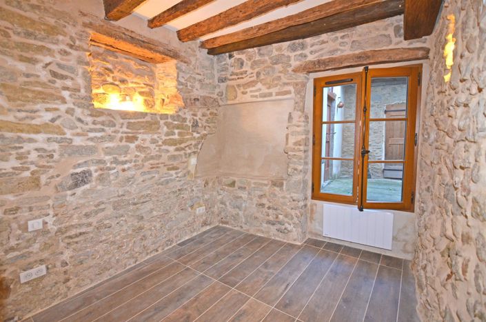 Image No.9-4 Bed House for sale