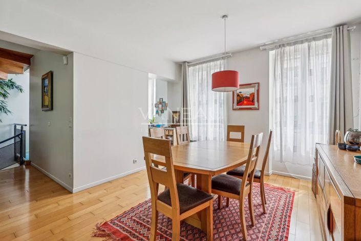 Image No.12-3 Bed House for sale