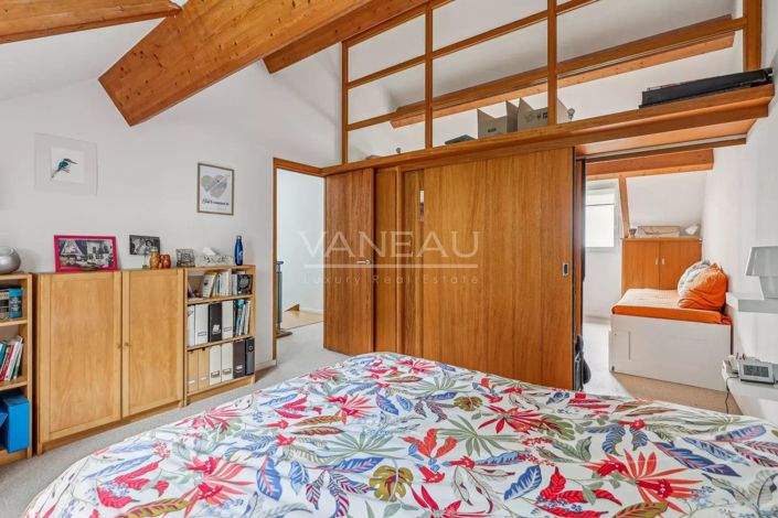 Image No.15-3 Bed House for sale