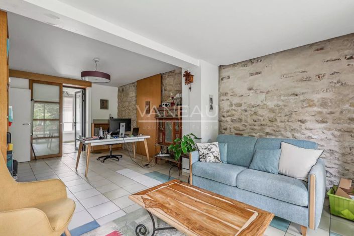 Image No.6-3 Bed House for sale