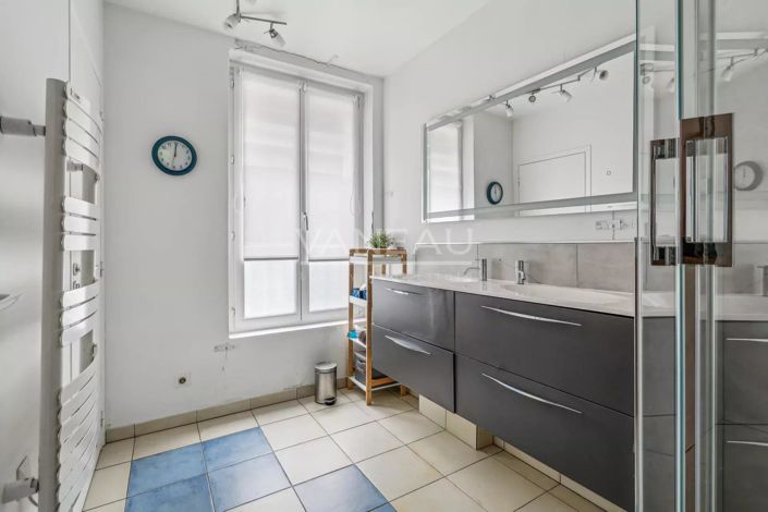 Image No.7-3 Bed House for sale