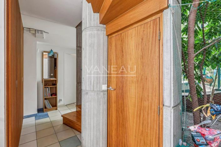 Image No.9-3 Bed House for sale