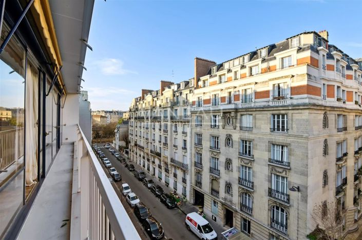 Image No.7-3 Bed Apartment for sale