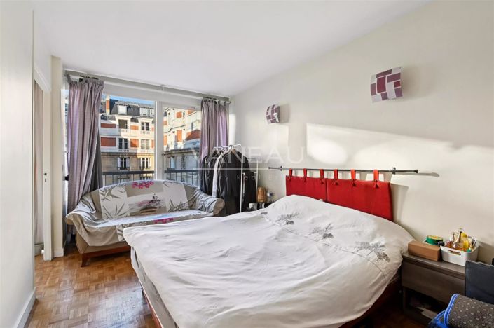 Image No.9-3 Bed Apartment for sale