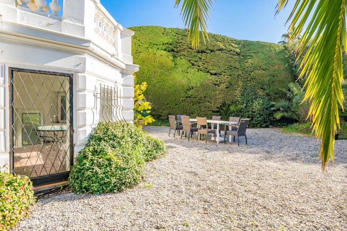 Image No.17-10 Bed House for sale