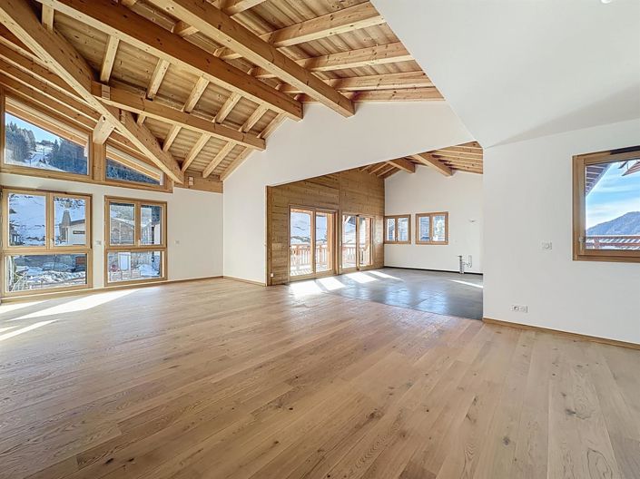 Image No.3-4 Bed Apartment for sale