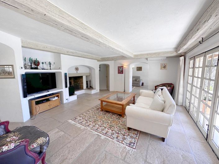 Image No.12-3 Bed House for sale