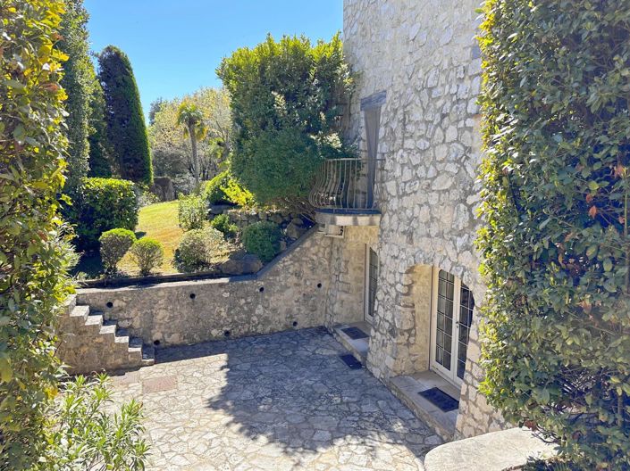 Image No.6-3 Bed House for sale