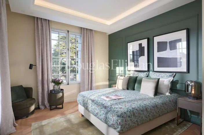 Image No.12-7 Bed House for sale