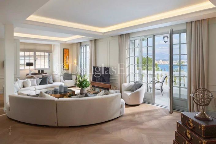 Image No.7-7 Bed House for sale