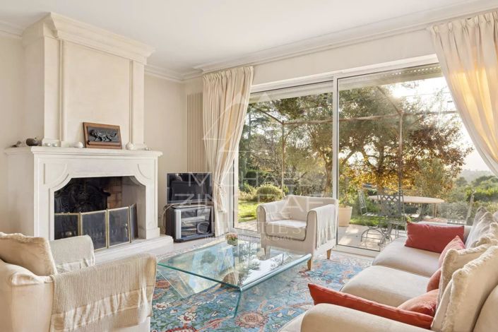 Image No.4-4 Bed House for sale