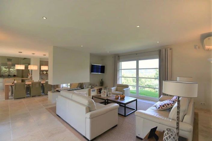 Image No.4-Maison de 2 chambres à vendre à Tourrettes